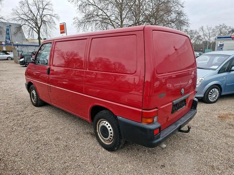 Gebraucht VW Transporter 84 PS (61 kW) 2000 Rot Van
