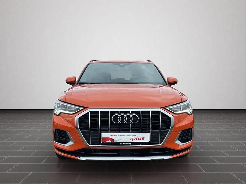 Gebraucht Audi Q3 Ambiente 150 PS (110 kW) 2023 Pulsorange SUV