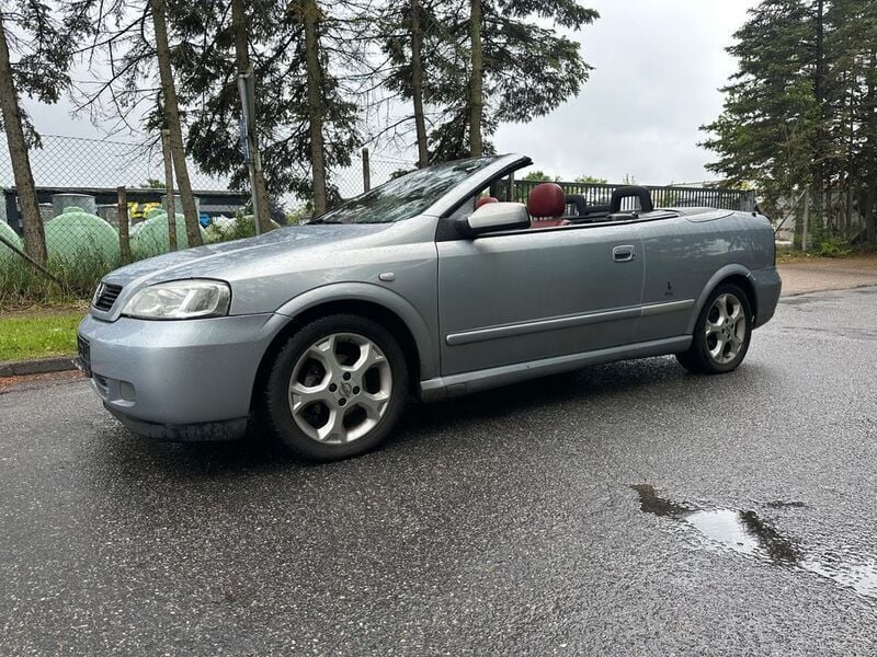 Silber Gebraucht 2003 Opel Astra Cabriolet Cabrio | 1.580 € (Guter Preis) - Bild 1/4