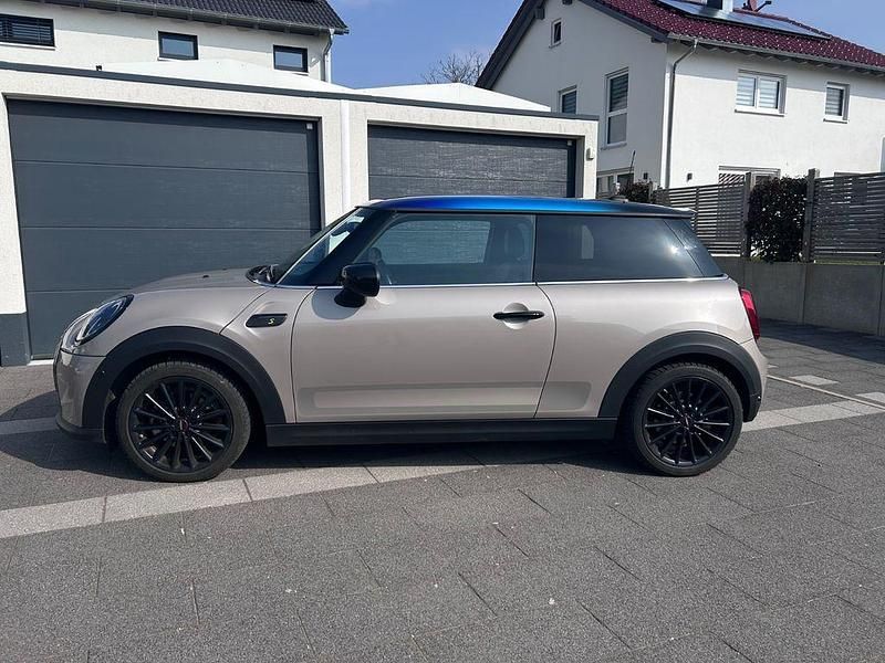 Gebraucht Mini Cooper SE Collection 135 kW (184 PS) 2021 Grau Kleinwagen