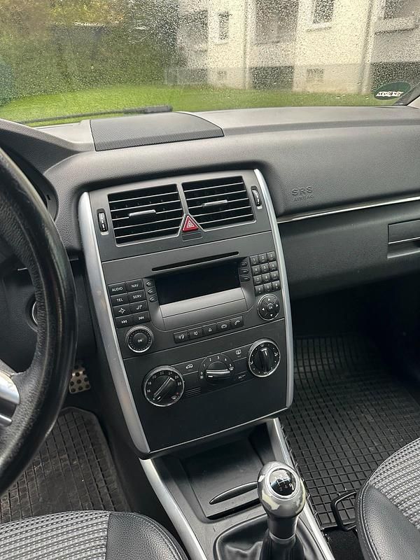 Gebraucht Mercedes 170 116 PS (85 kW) 2005 Kleinwagen