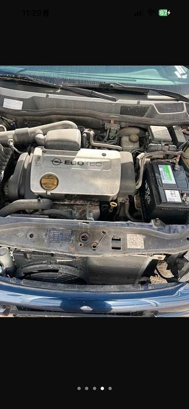 Gebraucht Opel Astra 101 PS (74 kW) 2002 Blau Kombi