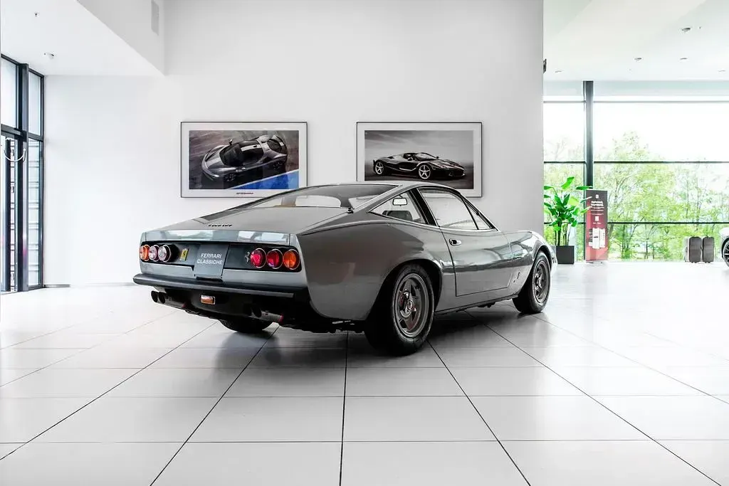 Second-hand Ferrari 365 340 CP (250 kW) 1972 Argintiu