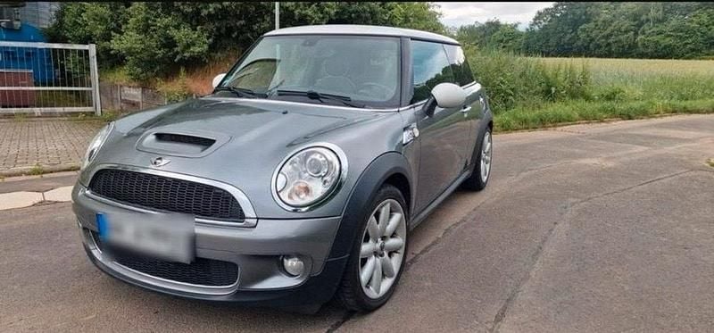 Grau Gebraucht 2008 Mini Cooper S Kleinwagen | 6.299 € (Fairer Preis) - Bild 1/4