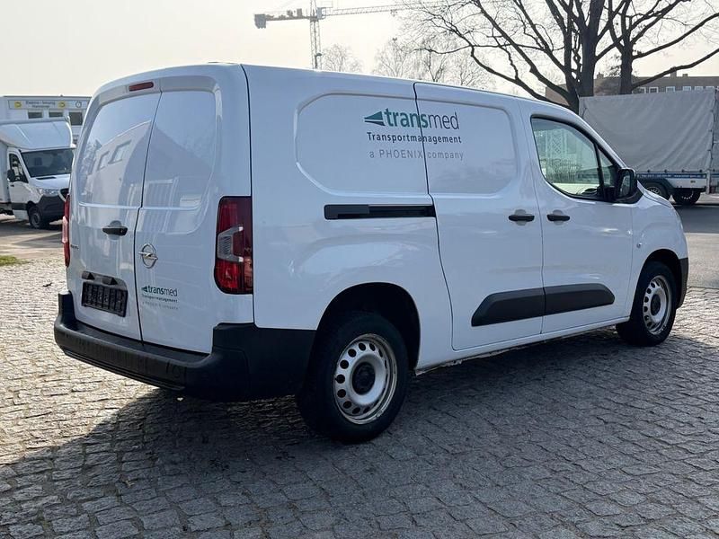 Gebraucht Opel Combo Edition 102 PS (75 kW) 2022 Weiß Van / Kleinbus