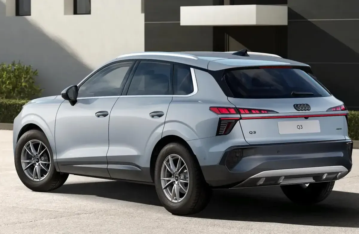 Neu Audi Q3 Ambiente 204 PS (150 kW) 2026 Pfeilgrau perleffekt SUV