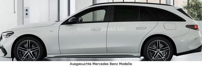 Gebraucht Mercedes E300 AMG 313 PS (230 kW) 2025 Weiß Limousine