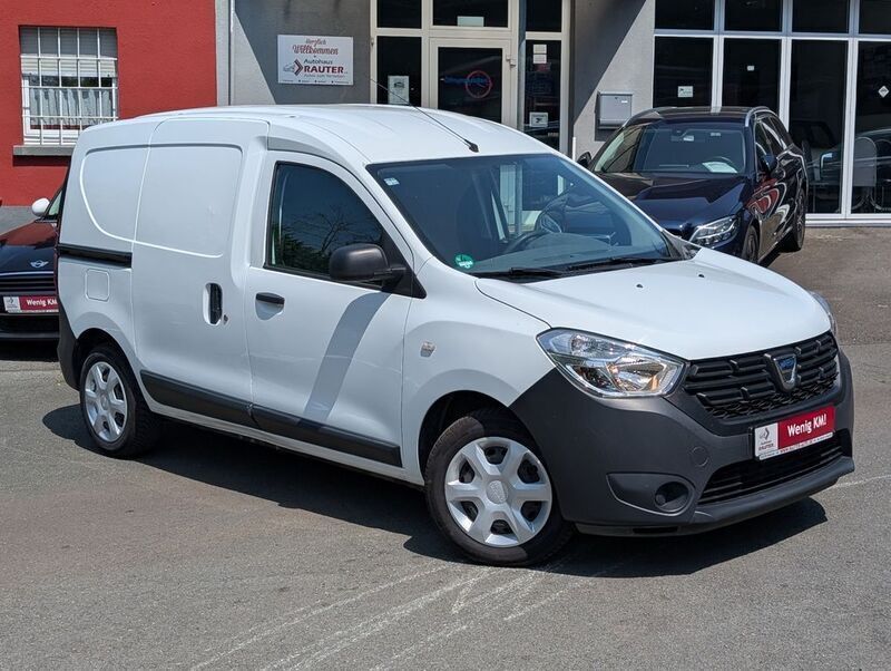 Weiß Gebraucht 2020 Dacia Dokker Comfort Van | 12.950 € (Guter Preis) - Bild 1/4