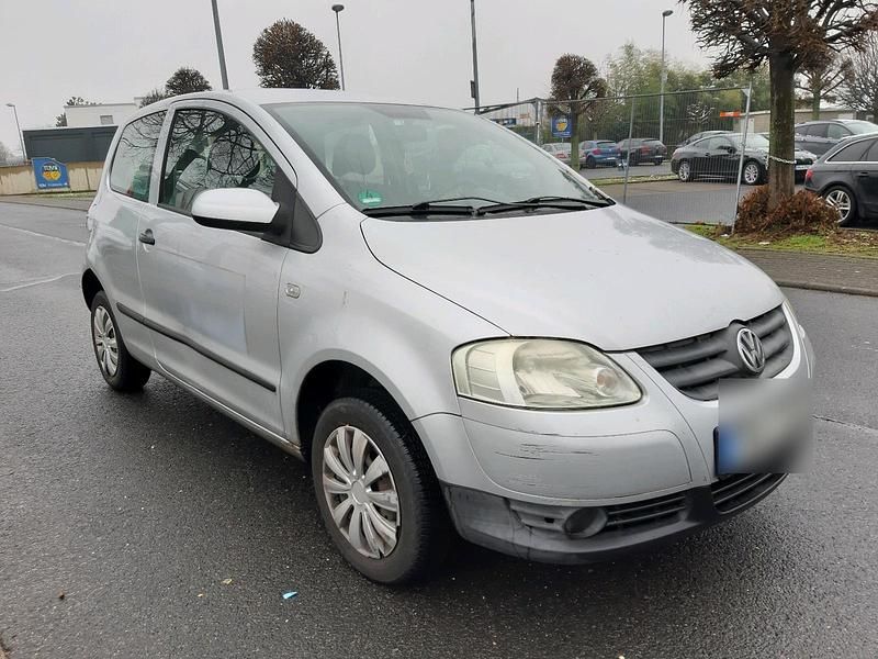 Silber Gebraucht 2008 VW Fox Kleinwagen | 500 € (Superpreis) - Bild 1/4