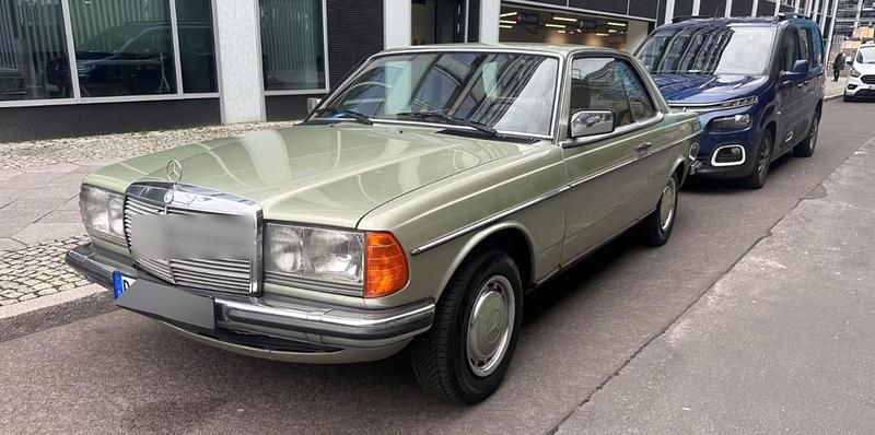 Gebraucht 1978 Mercedes 230 Coupé | 7.700 € - Bild 1/4