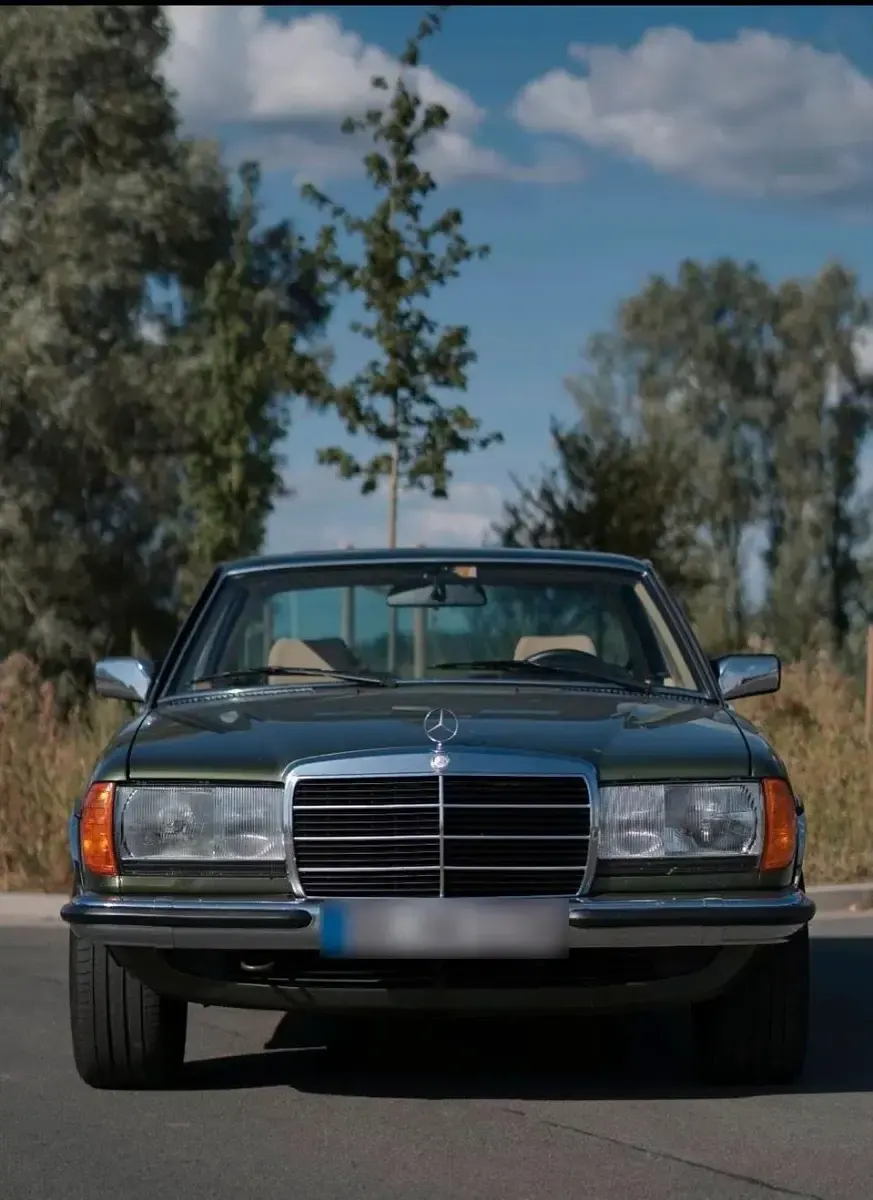 Gebraucht Mercedes 230 136 PS (100 kW) 1984 Grün Coupé