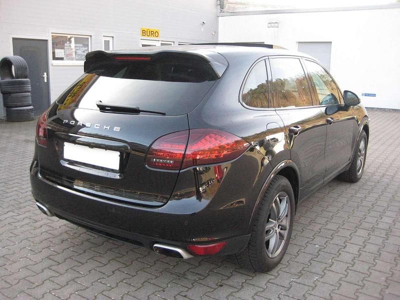 Gebraucht Porsche Cayenne 245 PS (180 kW) 2012 Schwarz SUV