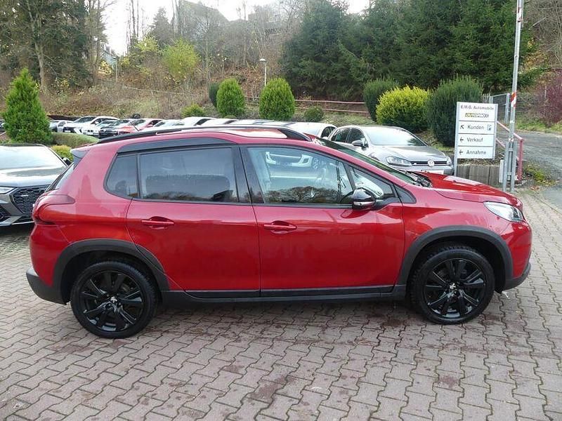 Gebraucht Peugeot 2008 131 PS (96 kW) 2016 Rot SUV