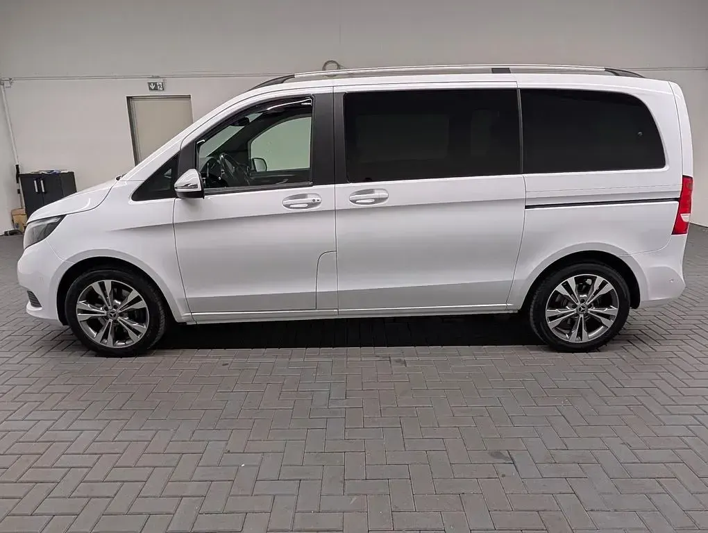 Gebraucht Mercedes V250 190 PS (139 kW) 2018 Bergkristallweißmet. Van / Kleinbus