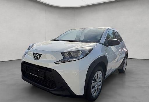 Neu Toyota Aygo X Business Edition 72 PS (52 kW) 2025 Weiß SUV