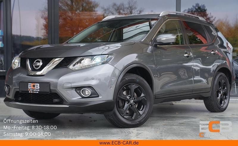 Grau Gebraucht 2017 Nissan X-Trail Tekna SUV | 13.890 € (Guter Preis) - Bild 1/4
