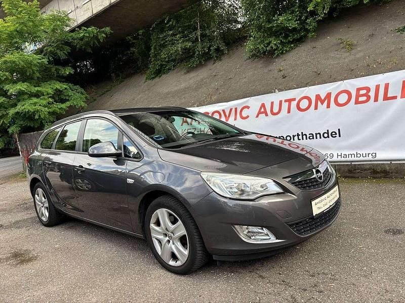 Karbongrau/technical grey Gebraucht 2011 Opel Astra Edition Kombi | 3.000 € (Fairer Preis) - Bild 1/4