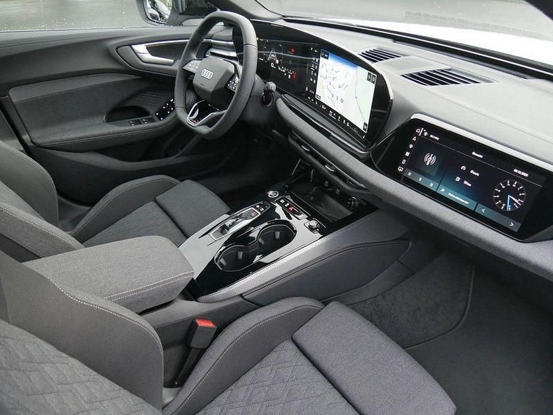 Używany Audi A5 Edition .1 204 KM (150 kW) 2025 Biały Kombi