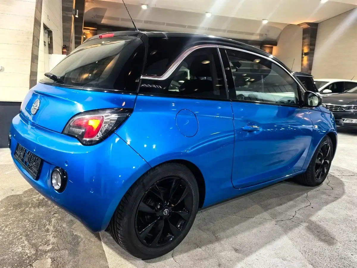 Gebraucht Opel Adam 87 PS (63 kW) 2019 Blau Kleinwagen