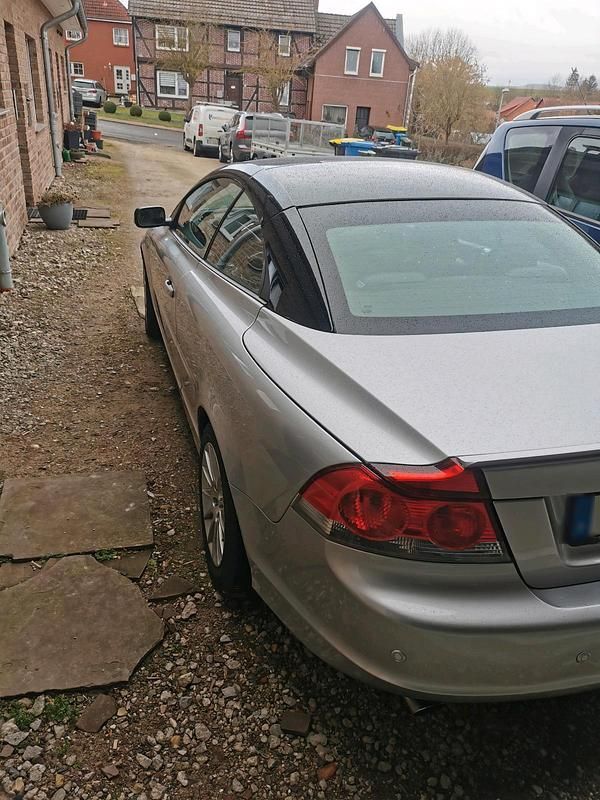 Gebraucht Volvo C70 140 PS (102 kW) 2007 Andere farben Cabrio