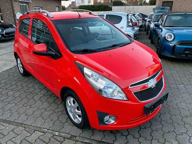 Gebraucht Chevrolet Spark LS 82 PS (60 kW) 2011 Rot Kleinwagen