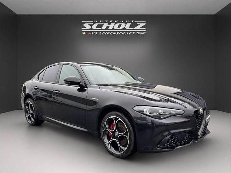 Gebraucht Alfa Romeo Giulia Veloce 280 PS (205 kW) 2024 Nero vulcano, metallic Limousine