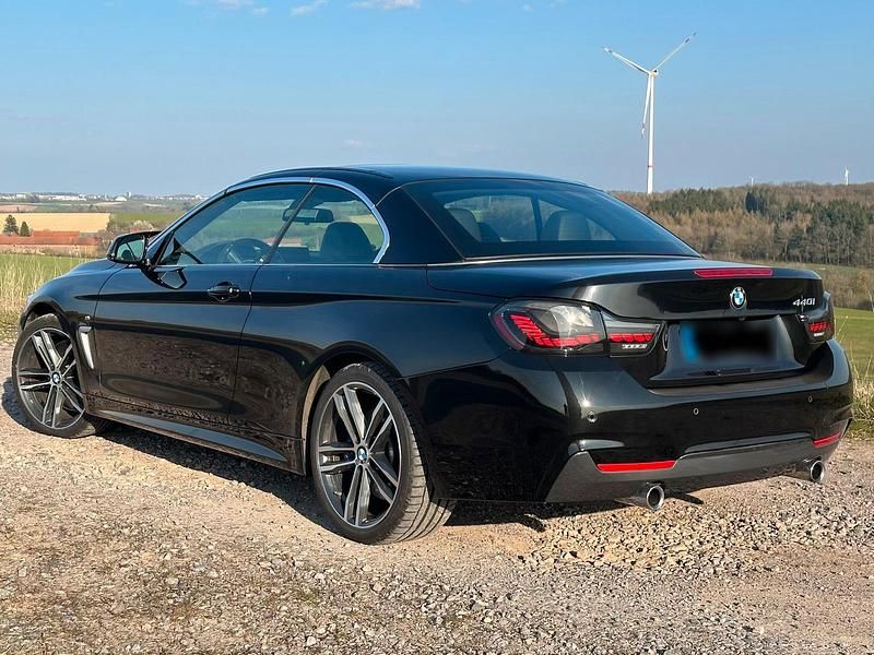Gebraucht BMW 440 M Sport 326 PS (239 kW) 2018 Schwarz Cabrio