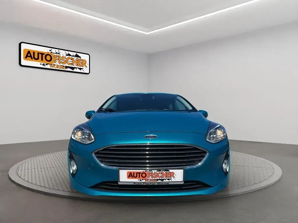 Gebraucht Ford Fiesta Titanium 101 PS (74 kW) 2017 Blau Kleinwagen