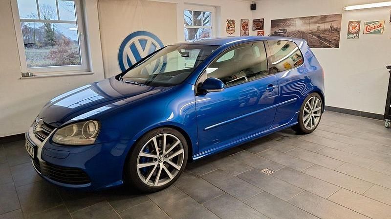 Blau Gebraucht 2008 VW Golf VI R Limousine | 13.990 € - Bild 1/4