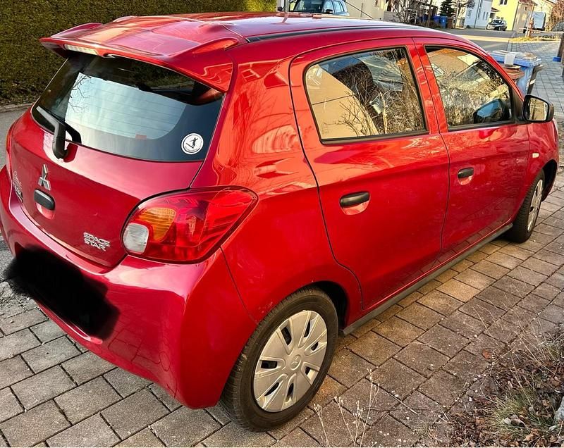 Gebraucht Mitsubishi Space Star 70 PS (51 kW) 2013 Rot Kleinwagen