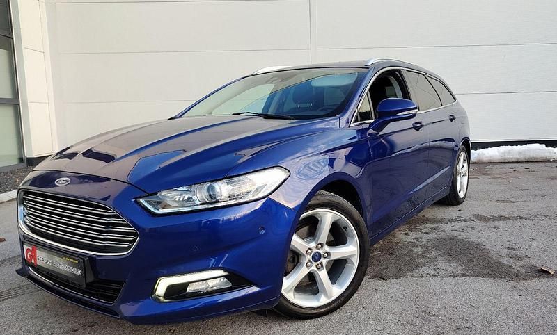 Gebraucht Ford Mondeo Titanium 150 PS (110 kW) 2016 Blau Kombi