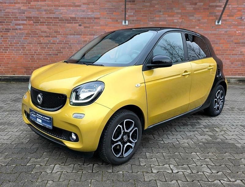 Schwarz Gebraucht 2016 Smart ForFour Kleinwagen | 9.600 € (Guter Preis) - Bild 1/4