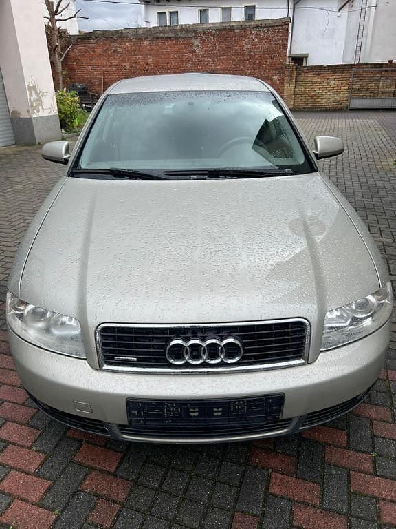 Gebraucht Audi A4 179 PS (131 kW) 2001 Grau Limousine