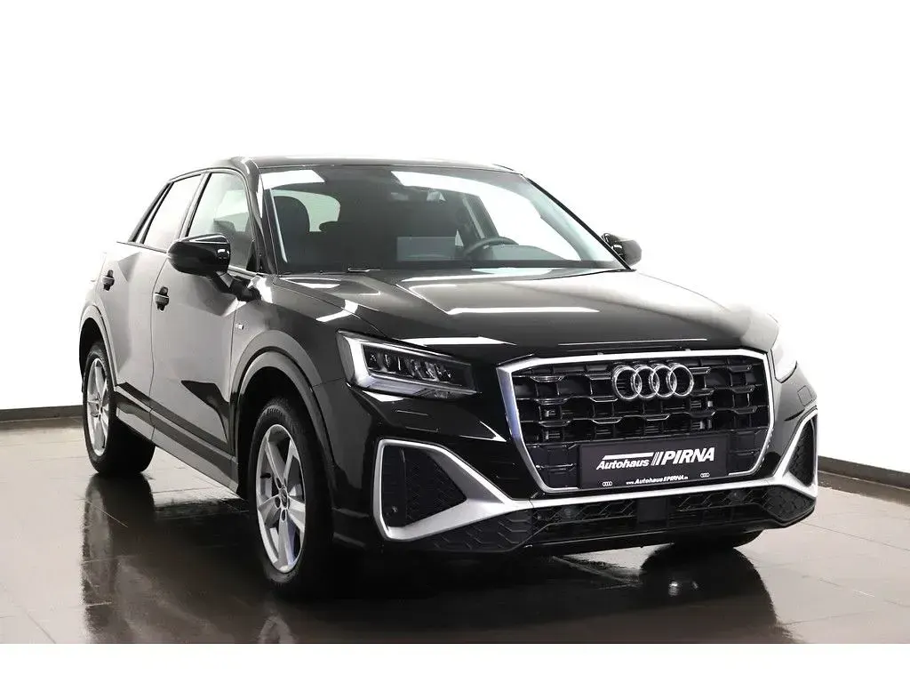 Używany Audi Q2 S-Line 150 KM (110 kW) 2025 Czarny SUV