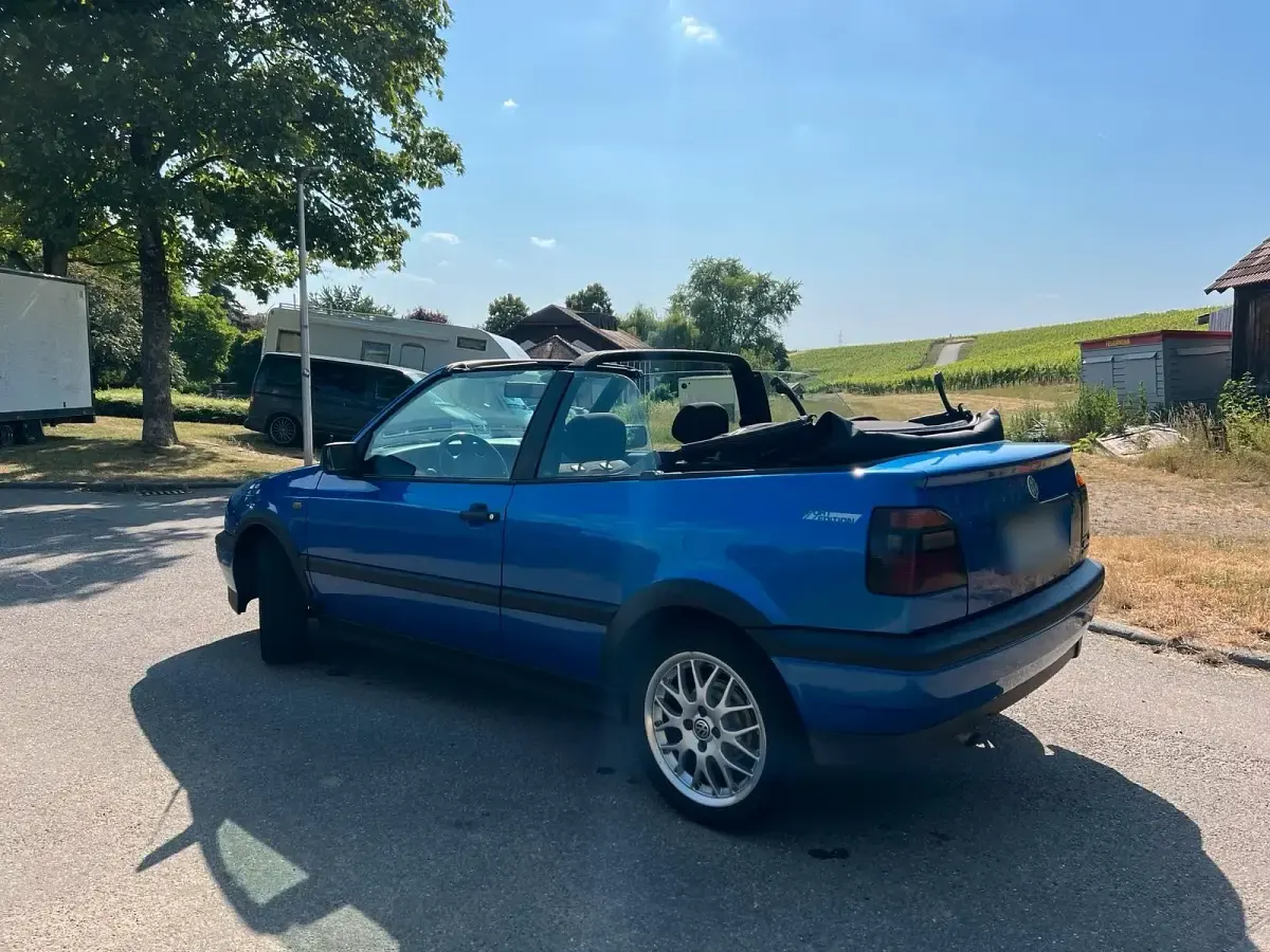 Gebraucht VW Golf Cabriolet 101 PS (74 kW) 1998 Blau Cabrio