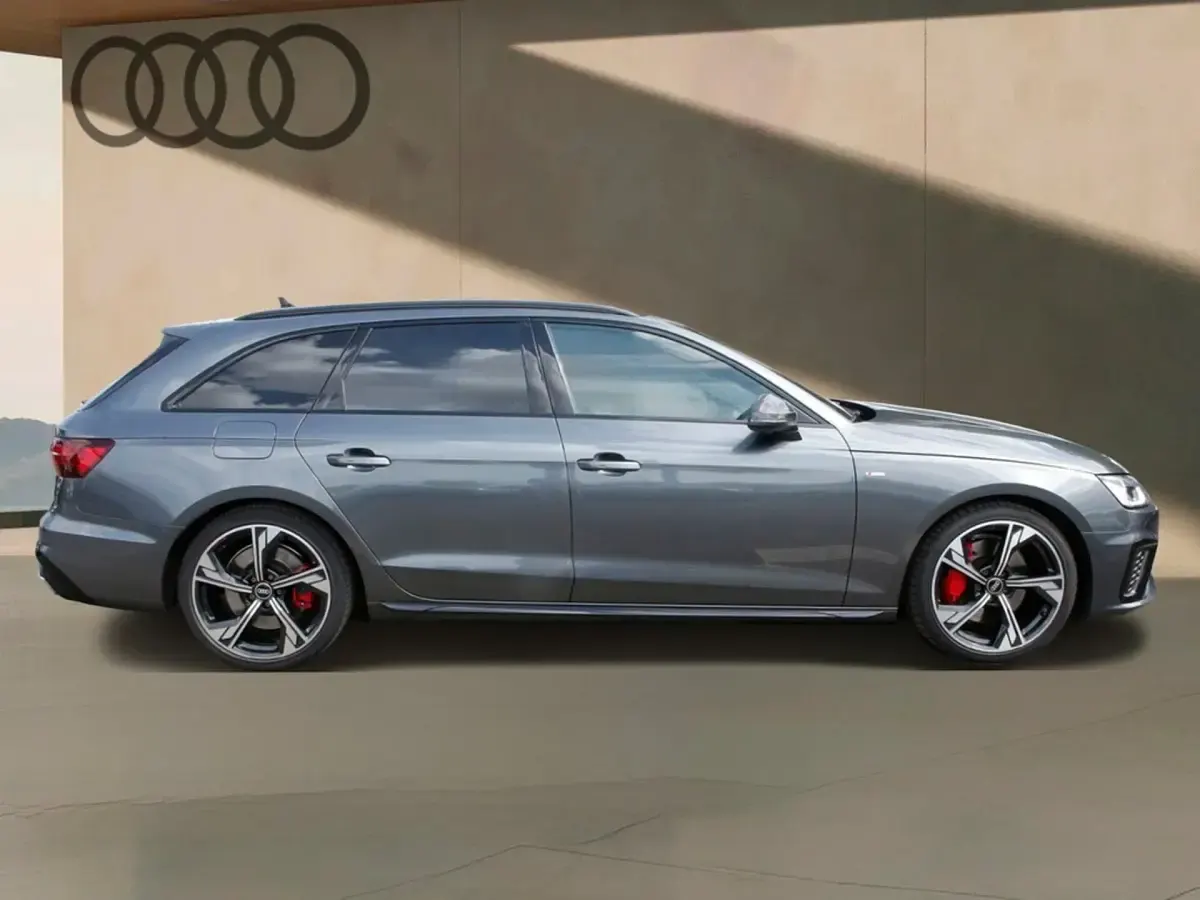 Gebraucht Audi A4 Competition 265 PS (194 kW) 2022 Daytonagrau perleffekt Kombi