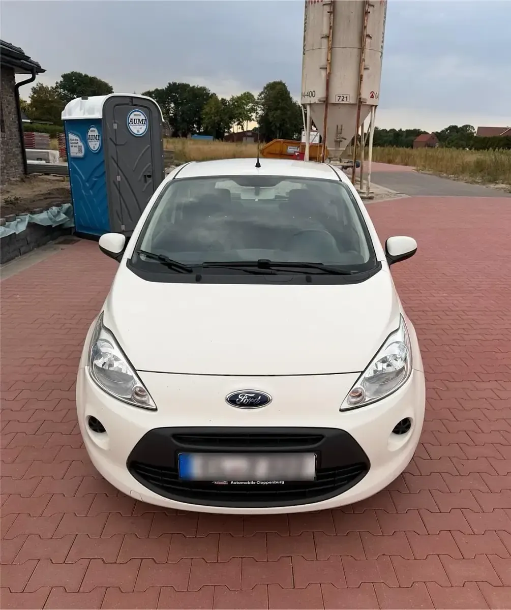 Gebraucht Ford Ka Trend 69 PS (50 kW) 2011 Weiß Kleinwagen