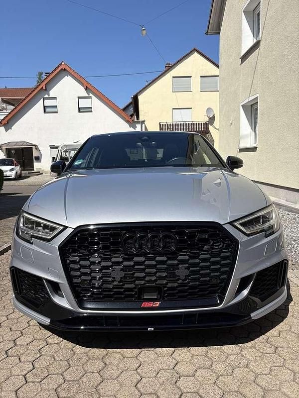Gebraucht 2019 Audi RS3 Design Limousine | 52.000 € (Teuer) - Bild 1/4
