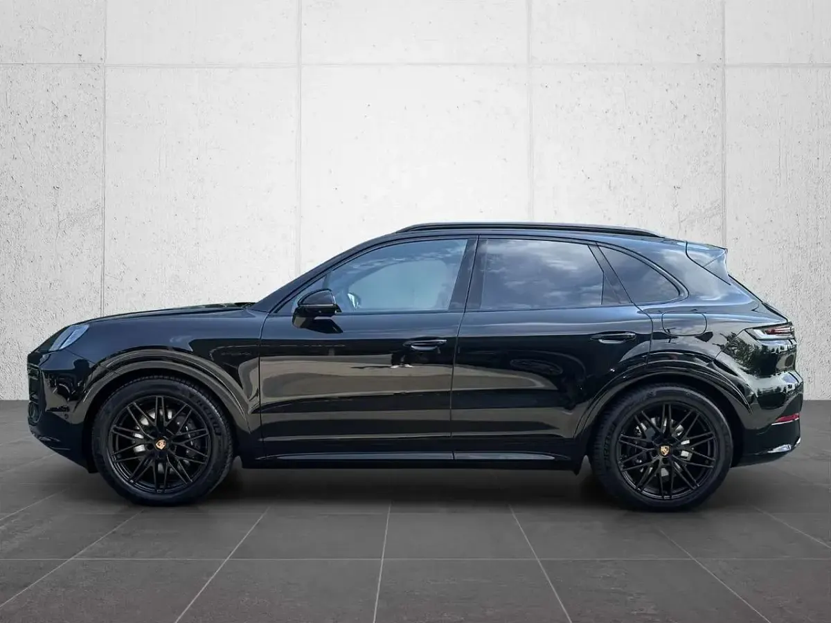 Neu Porsche Cayenne Black Edition 470 PS (345 kW) 2026 Schwarz SUV