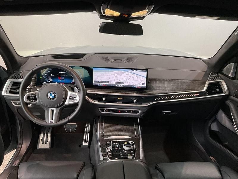 Gebraucht BMW X7 M Sport 530 PS (389 kW) 2025 Grau SUV