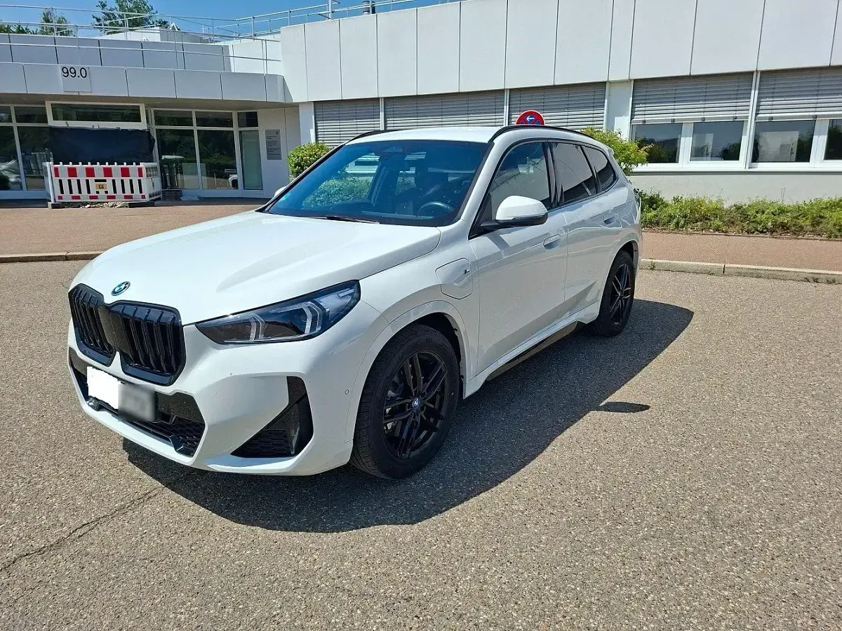 Gebraucht BMW X1 M Sport 326 PS (239 kW) 2025 Weiß SUV
