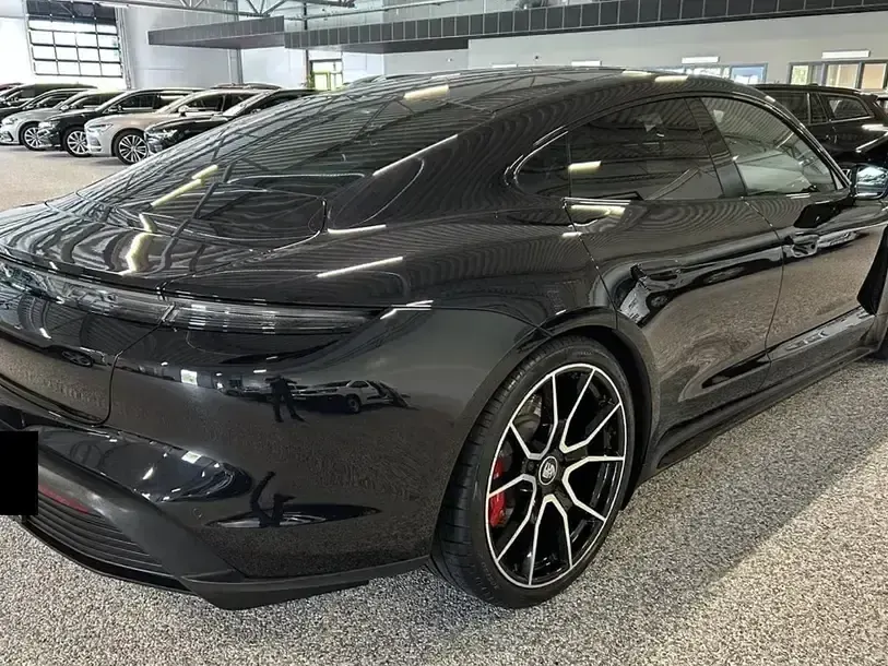 Gebraucht Porsche Taycan 4S Chrono 419 kW (571 PS) 2023 Tiefschwarz Limousine