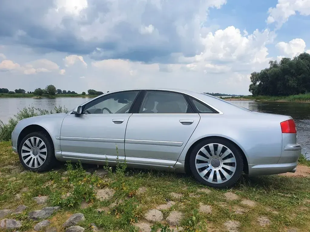 Gebraucht Audi A8 Ambiente 334 PS (245 kW) 2003 Grau Limousine