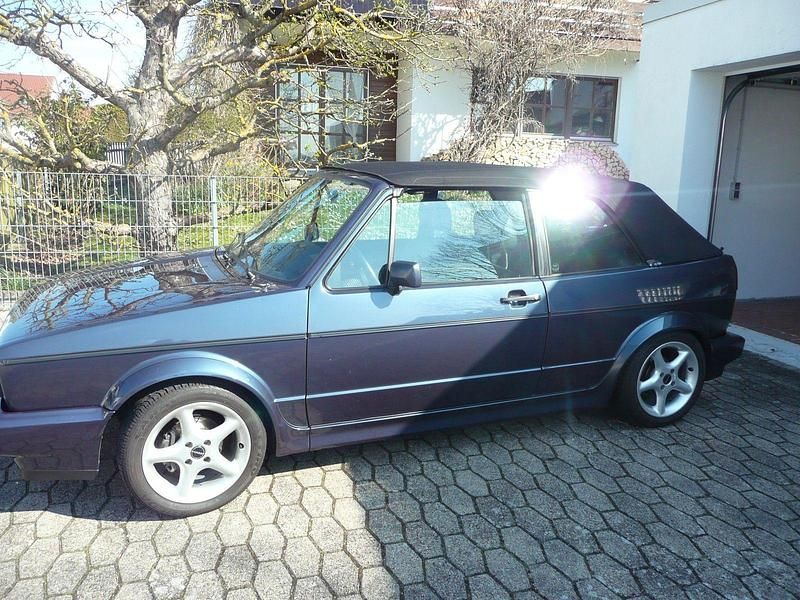 Blau Gebraucht 1989 VW Golf Cabriolet Cabrio | 10.800 € - Bild 1/4