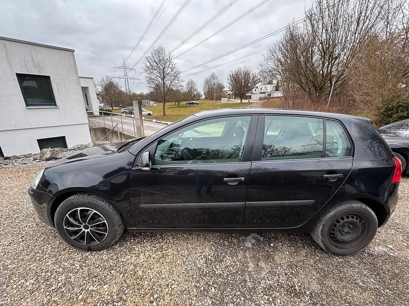 Gebraucht VW Golf V 75 PS (55 kW) 2005 Schwarz Kleinwagen