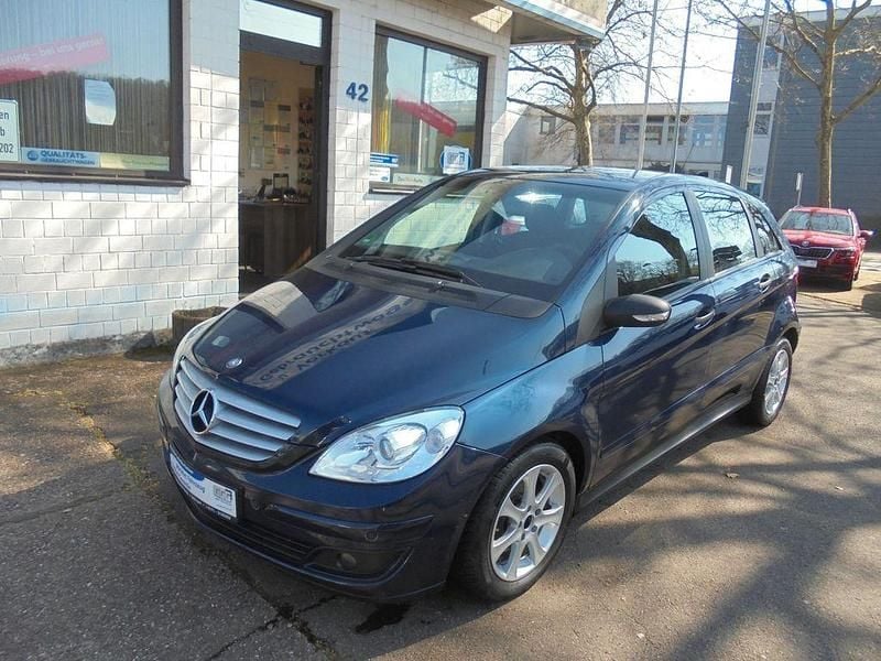Gebraucht Mercedes B180 109 PS (80 kW) 2007 Blau Van / Kleinbus