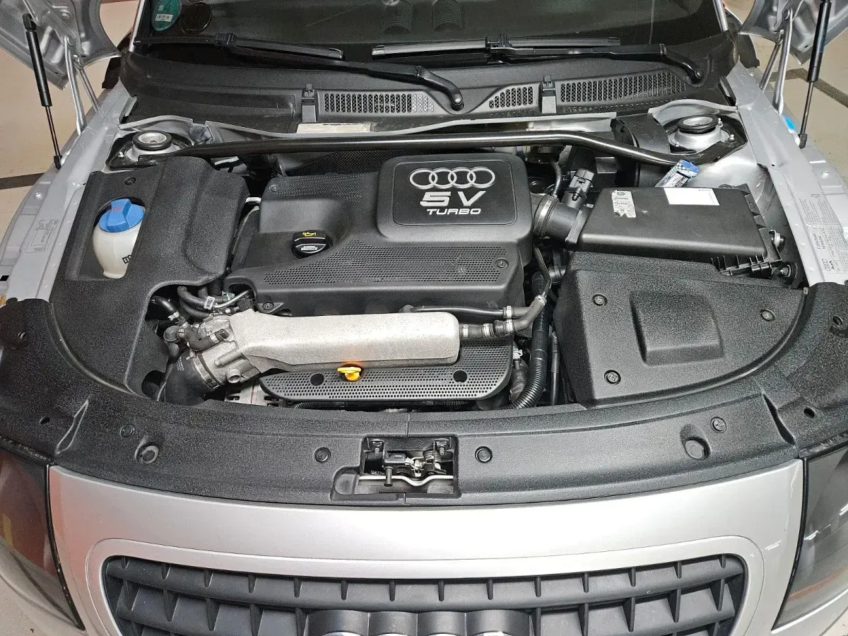 Gebraucht Audi TT Roadster Sport 179 PS (131 kW) 2004 Silber Cabrio