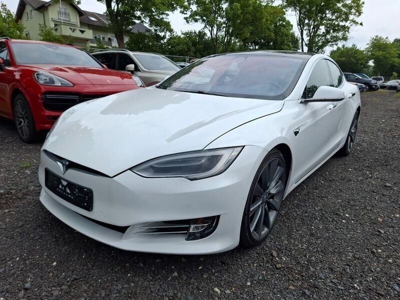 Weiß Gebraucht 2018 Tesla Model S Kleinwagen | 21.655 € (Superpreis) - Bild 1/4