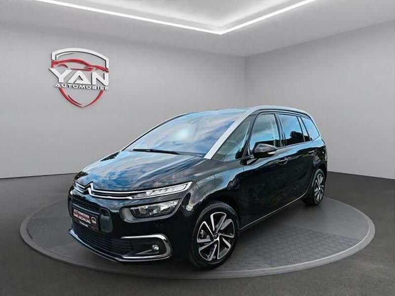 Schwarz Gebraucht 2022 Citroën C4 SpaceTourer Van / Kleinbus | 18.900 € (Teuer) - Bild 1/4