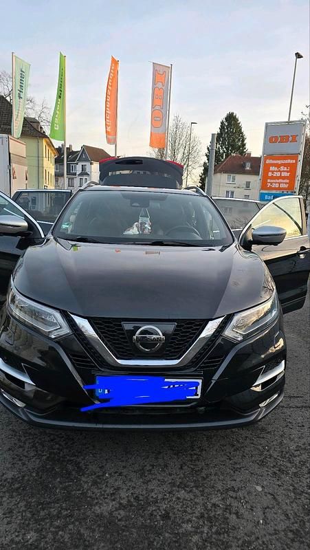 Schwarz Gebraucht 2018 Nissan Qashqai SUV | 18.200 € (Fairer Preis) - Bild 1/4